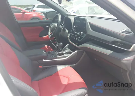 2025 Toyota Highlander Xse from USA, damaged, VIN 5TDKDRBH2SS583000